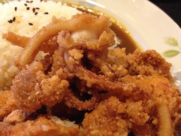 吉里吉里和食屋：<日式餐廳>吉里吉里和食屋-爆熱量炸物咖哩飯和日式定食的優雅交會