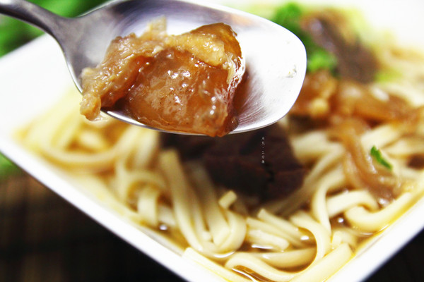 珍苑食品股份有限公司：【宅配。方便料理】珍苑食品 不用自己花時滷 在家也能吃到好味道