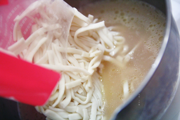 珍苑食品股份有限公司：【宅配。方便料理】珍苑食品 不用自己花時滷 在家也能吃到好味道