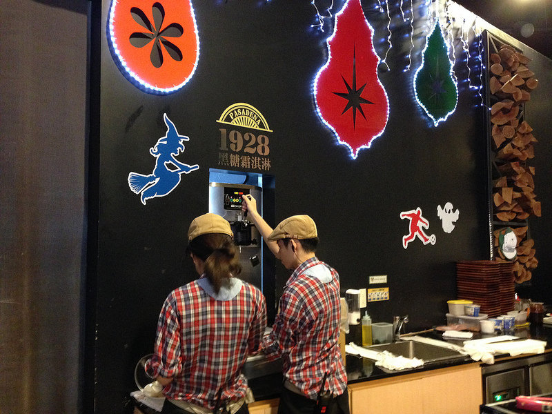 鹽埕區美食@瀨南街的阿婆鍋燒炸麵