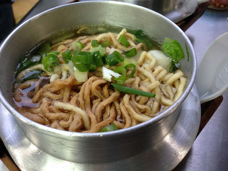 鹽埕區美食@瀨南街的阿婆鍋燒炸麵