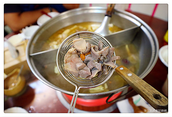 【台北美食】帝王食補。中興店 ~ 天冷就是要吃鍋❤️雞、鴨雙主鍋一次滿足/新店美食 - 捷運景美/大坪林站