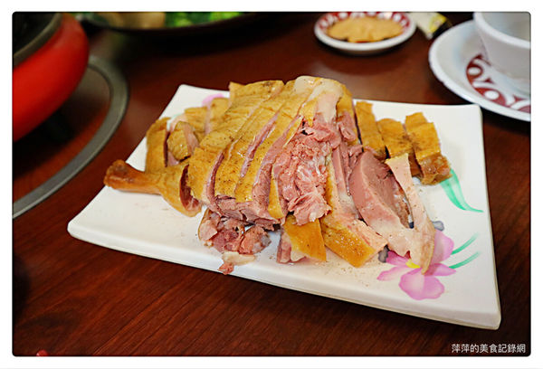 【台北美食】帝王食補。中興店 ~ 天冷就是要吃鍋❤️雞、鴨雙主鍋一次滿足/新店美食 - 捷運景美/大坪林站