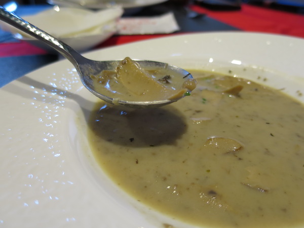 顛覆印象中的Pizza ...義大利米蘭手工窯烤披薩