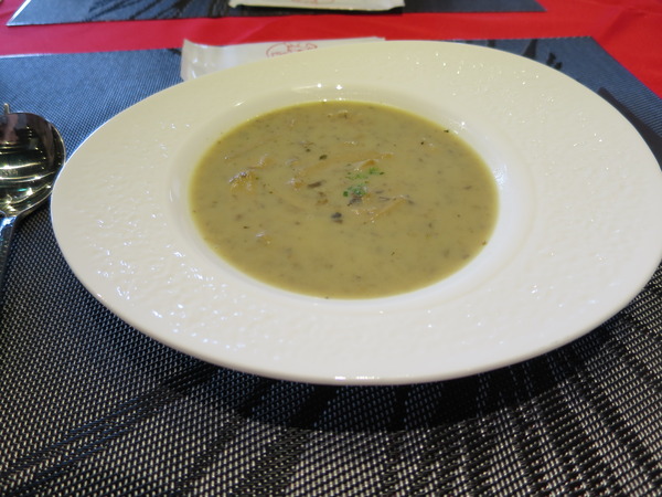 顛覆印象中的Pizza ...義大利米蘭手工窯烤披薩