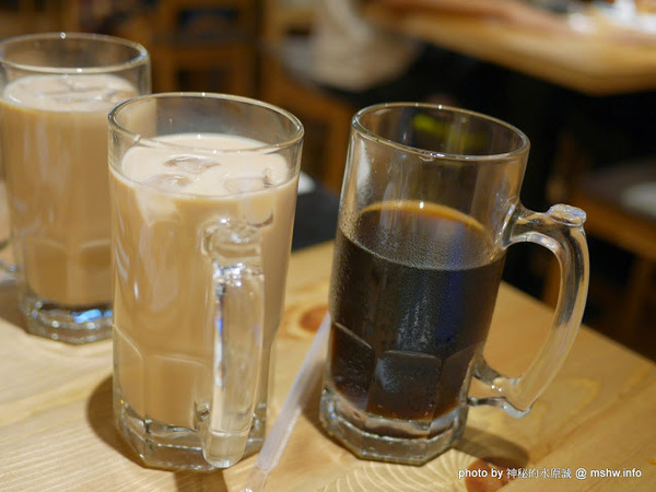 Mambo Burger慢堡(東海店)：【食記】台中Mambo Burger 慢堡 (東海店)@龍井東海夜市捷運BRT東海別墅 : 口味與實力兼具, 值得慢慢品嘗的手作料理