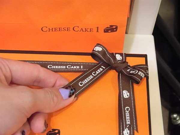 CHEESE CAKE 1:【宅配美食】母親節就送媽咪好吃到會噴淚的頂級精品蛋糕-CHEESE CAKE 1的Blue Man~奢侈~