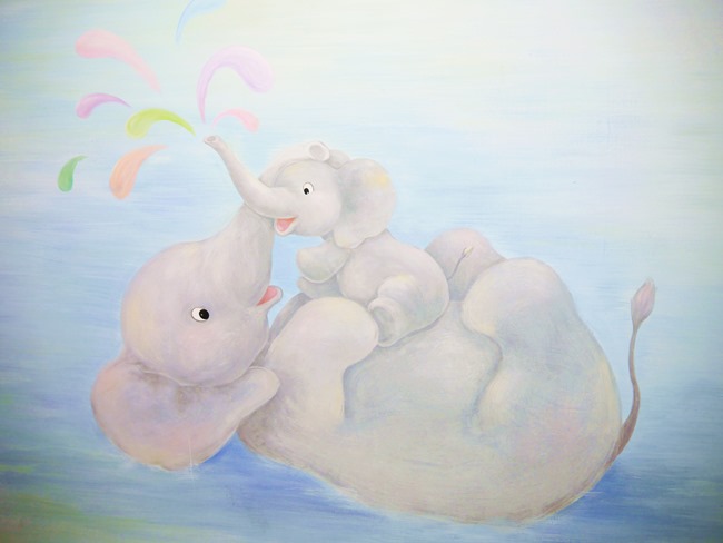 │台北。天母│Hello！Jazz！親子餐廳。玻璃屋沙池、球池…孩子最愛的動物童畫森林