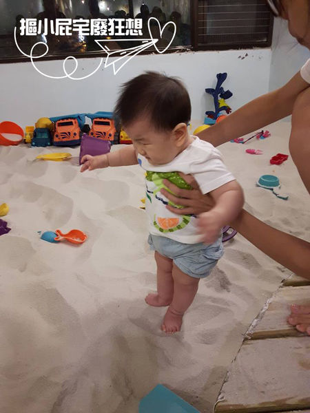 【台北親子餐廳】Hello Jazz！親子餐廳－小朋友的天堂，球池、沙坑、迷你廚房、玩具和故事書樣樣具備！