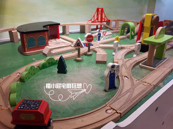 【台北親子餐廳】Hello Jazz！親子餐廳－小朋友的天堂，球池、沙坑、迷你廚房、玩具和故事書樣樣具備！