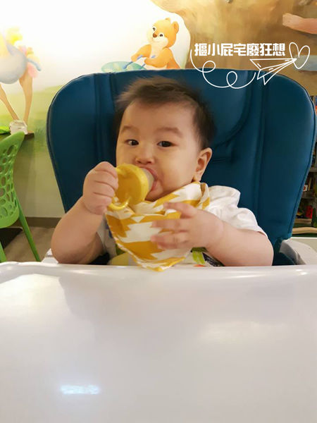 【台北親子餐廳】Hello Jazz！親子餐廳－小朋友的天堂，球池、沙坑、迷你廚房、玩具和故事書樣樣具備！