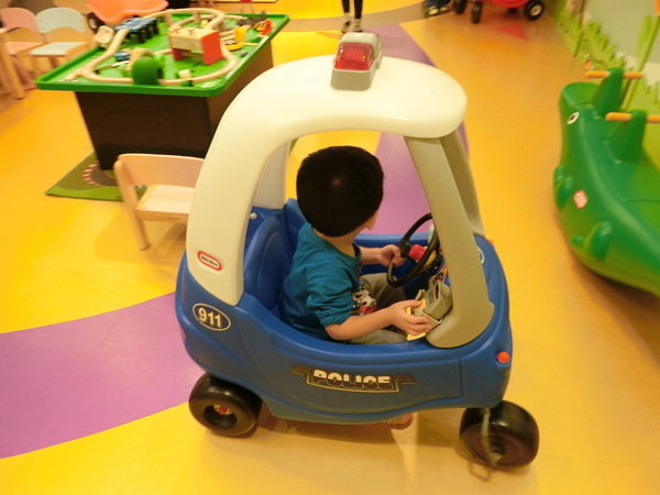 Greenwood Taipei 格林屋:【親子餐廳/親子樂園推薦】Greenwood Taipei 格林屋~是品嚐美食及蹓小孩的好所在喔!