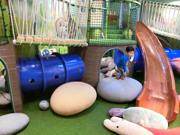 Greenwood Taipei 格林屋:【親子餐廳/親子樂園推薦】Greenwood Taipei 格林屋~是品嚐美食及蹓小孩的好所在喔!