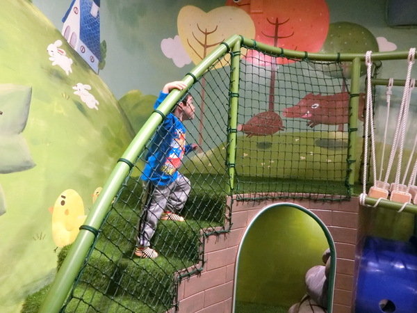 Greenwood Taipei 格林屋:【親子餐廳/親子樂園推薦】Greenwood Taipei 格林屋~是品嚐美食及蹓小孩的好所在喔!