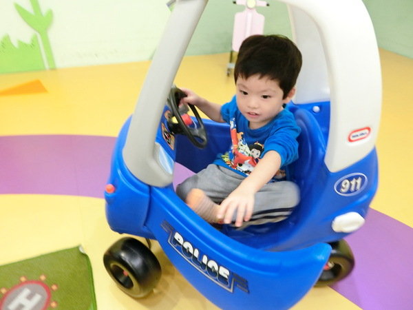 Greenwood Taipei 格林屋:【親子餐廳/親子樂園推薦】Greenwood Taipei 格林屋~是品嚐美食及蹓小孩的好所在喔!