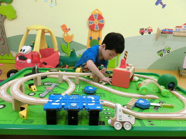 Greenwood Taipei 格林屋:【親子餐廳/親子樂園推薦】Greenwood Taipei 格林屋~是品嚐美食及蹓小孩的好所在喔!