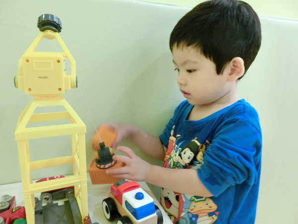 Greenwood Taipei 格林屋:【親子餐廳/親子樂園推薦】Greenwood Taipei 格林屋~是品嚐美食及蹓小孩的好所在喔!