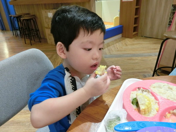 Greenwood Taipei 格林屋:【親子餐廳/親子樂園推薦】Greenwood Taipei 格林屋~是品嚐美食及蹓小孩的好所在喔!