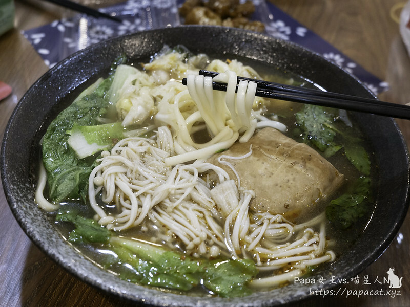 中壢 ｜香辣小舖 素食麵館-臭豆腐X甜點!