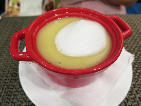 CHIC CAFÉ 奇可小廚