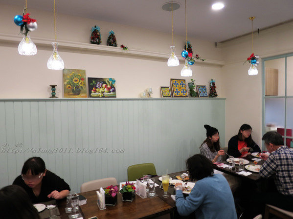 CHIC CAFÉ 奇可小廚