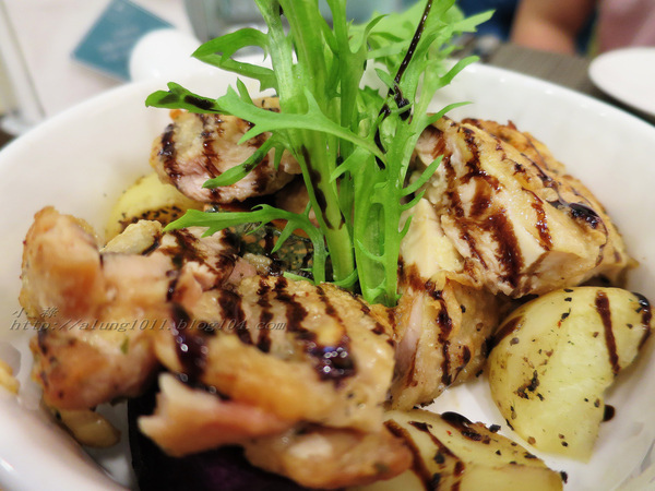 CHIC CAFÉ 奇可小廚