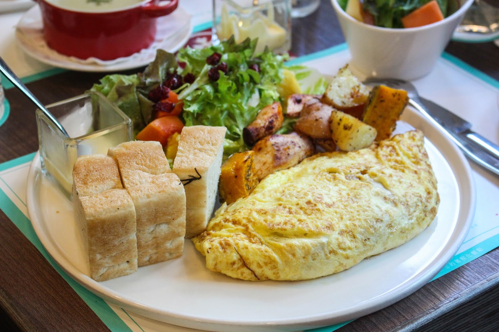 [高雄美食]新堀江早午餐CHIC CAFÉ 奇可小廚~適合聚餐的義式料理餐廳~還有鬆餅甜點~體驗團~