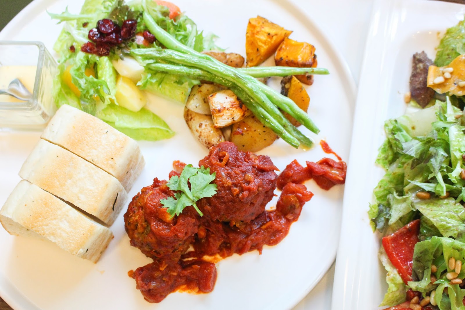 [高雄美食]新堀江早午餐CHIC CAFÉ 奇可小廚~適合聚餐的義式料理餐廳~還有鬆餅甜點~體驗團~