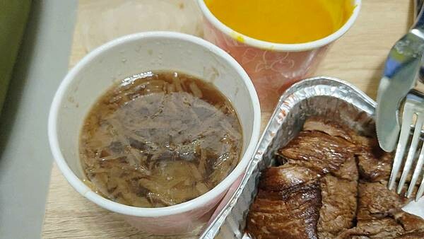 【台北牛排館】星辰牛排|國父紀念館捷運站的老字號牛排館