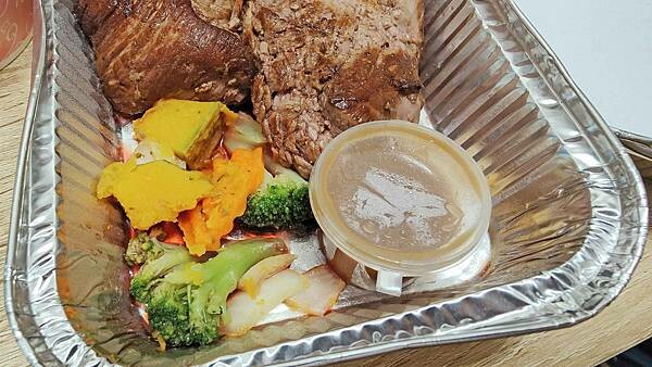 【台北牛排館】星辰牛排|國父紀念館捷運站的老字號牛排館