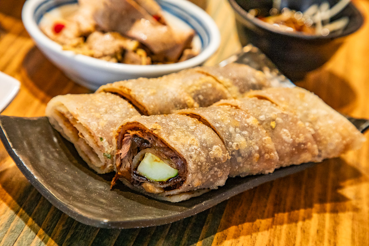 台中平價版鼎泰豐!必比登排隊名饕之鄉李姐的店,高CP值小籠湯包 牛肉麵。