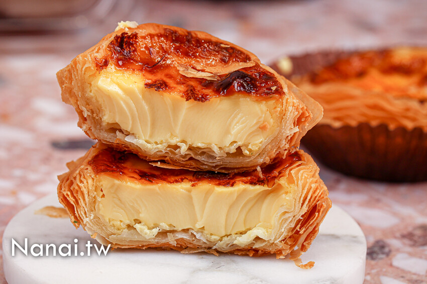 小熊菓子又有新品!尺寸長達25公分雞排可頌,極致酥脆又酥鬆