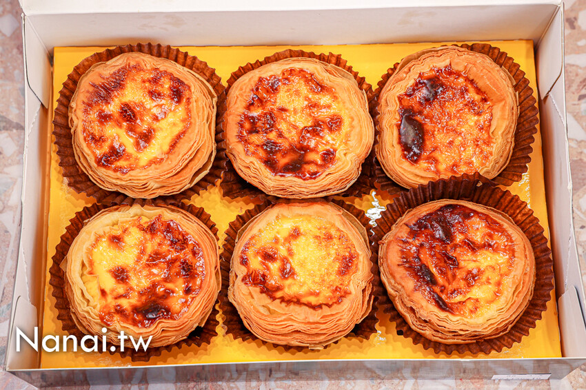 小熊菓子又有新品!尺寸長達25公分雞排可頌,極致酥脆又酥鬆