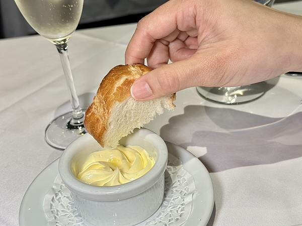 台北市中山區[大直美食] 茹絲葵牛排館 大直店 Ruth's Chris 台北高檔牛排館 台北約會慶生餐廳 #大直劍南路站美食 @蛋寶