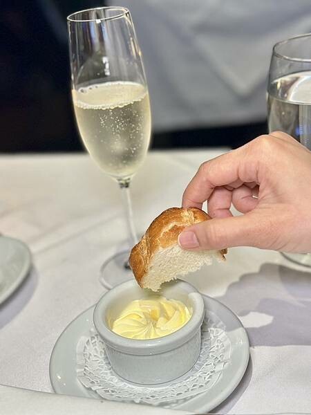 台北市中山區[大直美食] 茹絲葵牛排館 大直店 Ruth's Chris 台北高檔牛排館 台北約會慶生餐廳 #大直劍南路站美食 @蛋寶