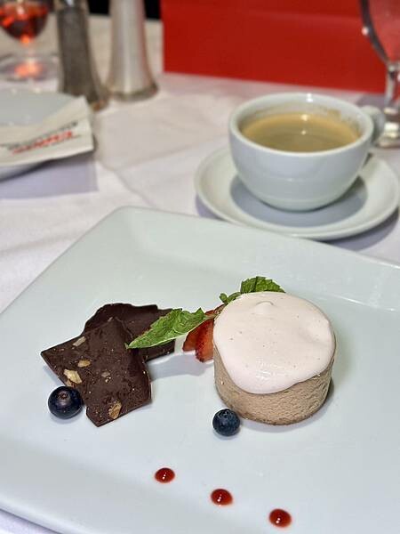 台北市中山區[大直美食] 茹絲葵牛排館 大直店 Ruth's Chris 台北高檔牛排館 台北約會慶生餐廳 #大直劍南路站美食 @蛋寶