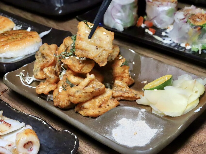 新北市板橋區隱居|板橋高人氣老宅日式平價居酒屋。一秒飛日本多款特色料理、串物。府中聚餐推薦 – 艾瑞絲的吃貨日常