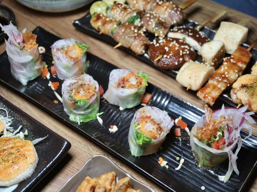 新北市板橋區隱居|板橋高人氣老宅日式平價居酒屋。一秒飛日本多款特色料理、串物。府中聚餐推薦 – 艾瑞絲的吃貨日常