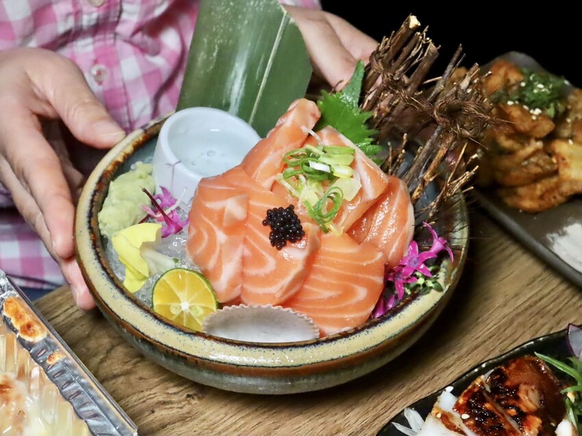 新北市板橋區隱居|板橋高人氣老宅日式平價居酒屋。一秒飛日本多款特色料理、串物。府中聚餐推薦 – 艾瑞絲的吃貨日常