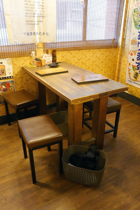 新北必吃美食-板橋隱居府中店，府中捷運站居酒屋推薦，有好吃串燒、啤酒、創意日式料理的新北居酒屋
