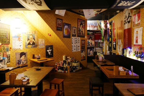 新北必吃美食-板橋隱居府中店，府中捷運站居酒屋推薦，有好吃串燒、啤酒、創意日式料理的新北居酒屋