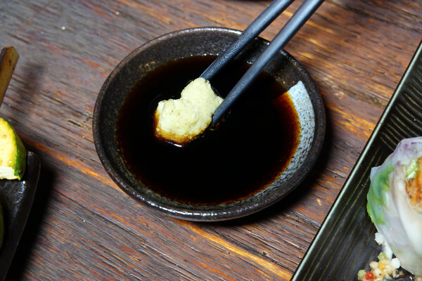 新北必吃美食-板橋隱居府中店，府中捷運站居酒屋推薦，有好吃串燒、啤酒、創意日式料理的新北居酒屋