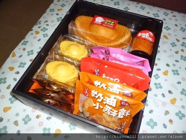 吉圓品8-盒內.JPG 吉圓品8-盒內.JPG