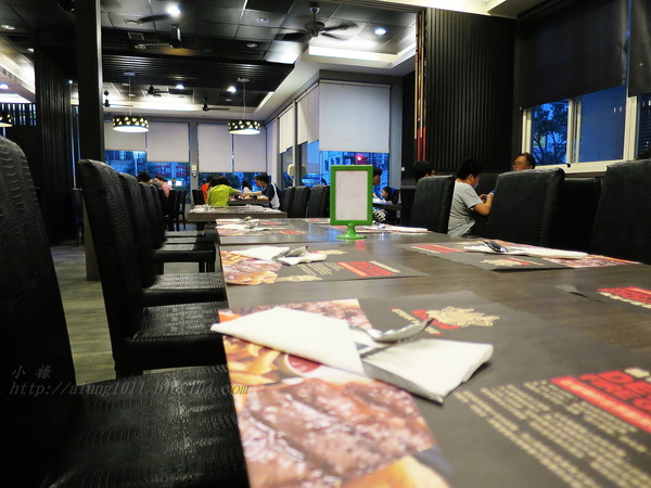 哇烤碳火炙燒牛排(原享客碳烤牛排):大快朵頤 !!! -「哇烤」碳火炙燒牛排 哇烤碳火炙燒牛排(原享客碳烤牛排):大快朵頤 !!! -「哇烤」碳火炙燒牛排