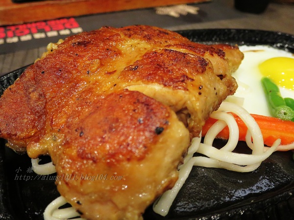 哇烤碳火炙燒牛排(原享客碳烤牛排):大快朵頤 !!! -「哇烤」碳火炙燒牛排 哇烤碳火炙燒牛排(原享客碳烤牛排):大快朵頤 !!! -「哇烤」碳火炙燒牛排