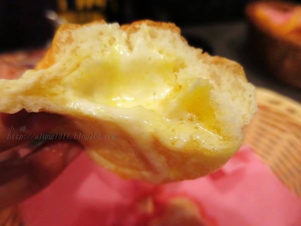 哇烤碳火炙燒牛排(原享客碳烤牛排)：大快朵頤 !!!   -「哇烤」碳火炙燒牛排