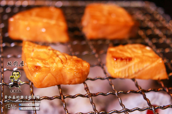 燒肉屋(蘆洲店)│北捷/徐匯中學站(牌子老、品質好，大家都知道；燒肉界的香奈兒)