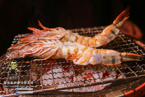 燒肉屋(蘆洲店)│北捷/徐匯中學站(牌子老、品質好，大家都知道；燒肉界的香奈兒)