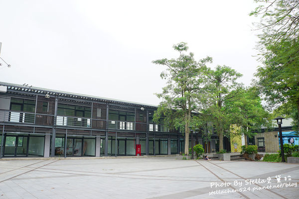 【新竹－竹東】童話故事中的蘑菇屋竟真實出現在眼前＠竹東火車站旅遊服務中心★竹東車站/蘑菇屋/竹東景點/竹東好玩/新竹景點