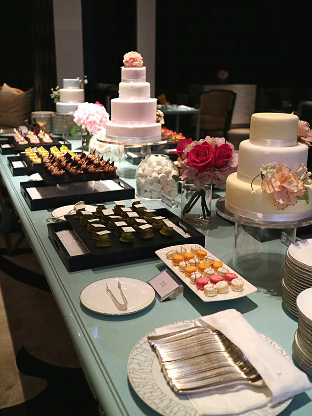 甜點餐檯 (2).JPG 甜點餐檯 (2).JPG